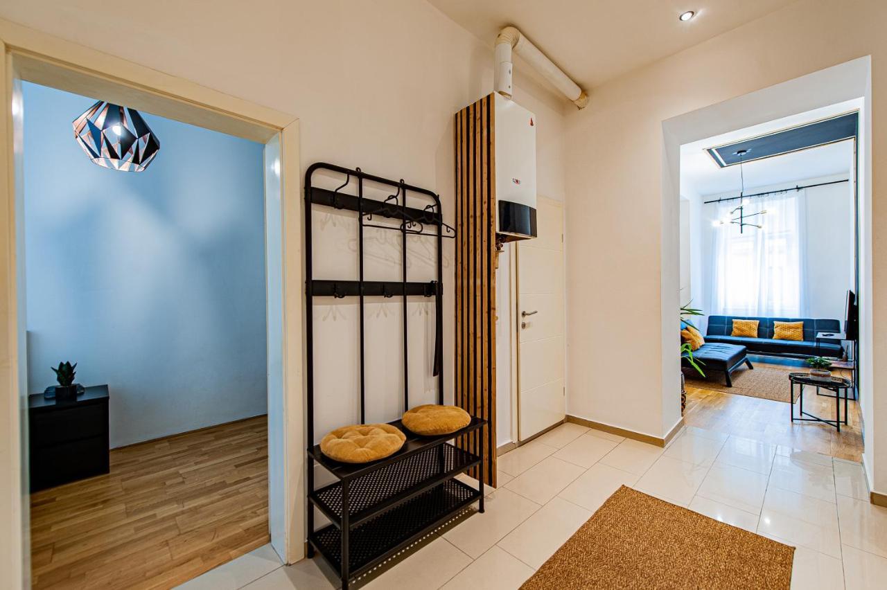 My City Apartment-Vienna Familyroom Buitenkant foto