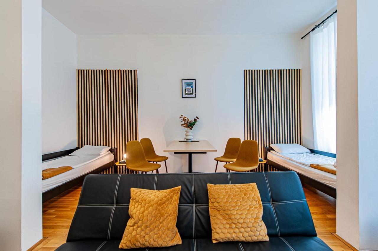 My City Apartment-Vienna Familyroom Buitenkant foto