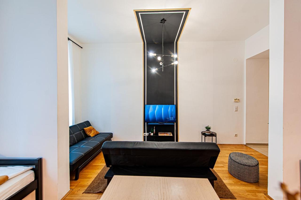 My City Apartment-Vienna Familyroom Buitenkant foto